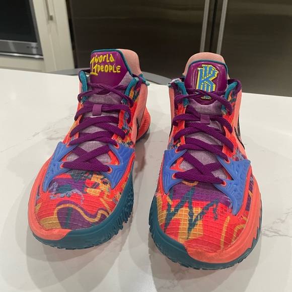 Men’s Nike Kyrie Low 4 Basketball Shoes Size 9 - CZ0105-600 - Picture 4 of 7